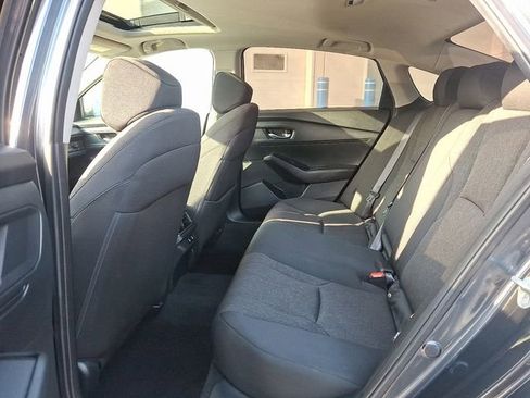 Used 2025 Honda Accord SE image 10