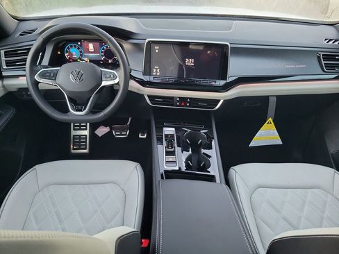 New 2026 Volkswagen Atlas Cross Sport SEL Premium R-Line image 6