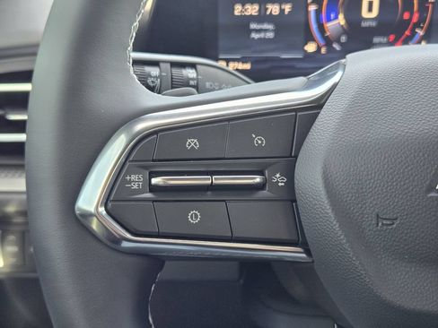 New 2026 Chevrolet Traverse LT FWD image 28