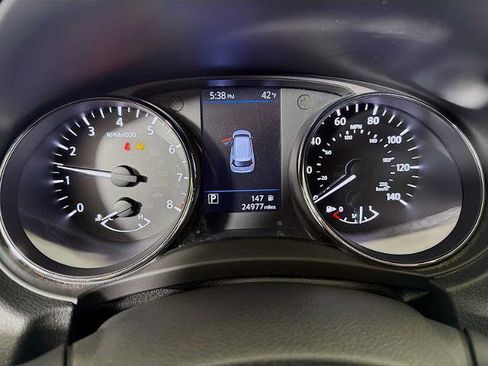 Certified 2018 Nissan Rogue SL image 10