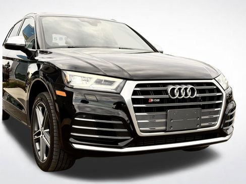 Used 2018 Audi SQ5 Premium Plus w/ Navigation Package AWD/4WD image 3