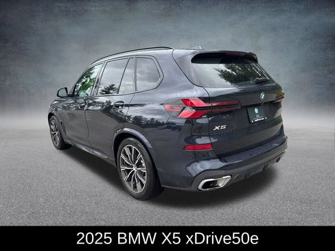 Used 2025 BMW X5 xDrive50e w/ M Sport Package AWD/4WD image 3