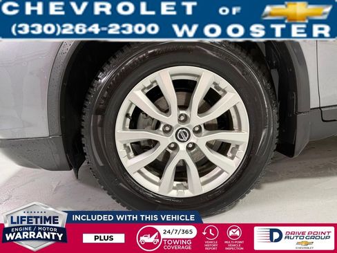 Used 2020 Nissan Rogue S w/ Special Edition Package image 9