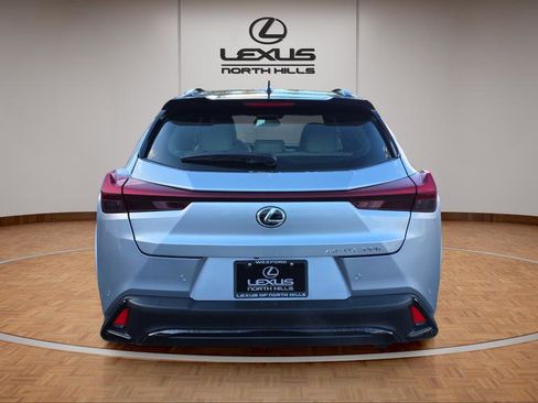Used 2025 Lexus UX 300h AWD image 6
