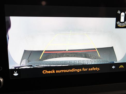 Used 2025 Toyota 4Runner TRD Off-Road image 28