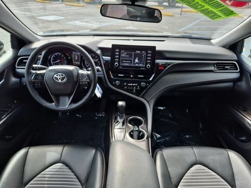 Used 2024 Toyota Camry SE FWD image 15