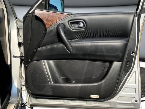 Used 2020 Nissan Armada SL w/ Premium Package RWD image 31
