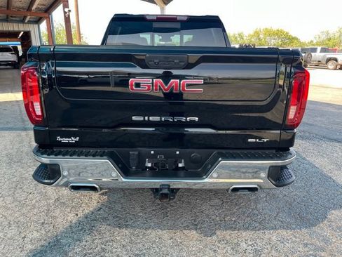 Used 2024 GMC Sierra 1500 SLT AWD/4WD image 5