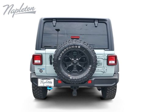 Used 2023 Jeep Wrangler Unlimited w/ Cold Weather Group AWD/4WD image 4