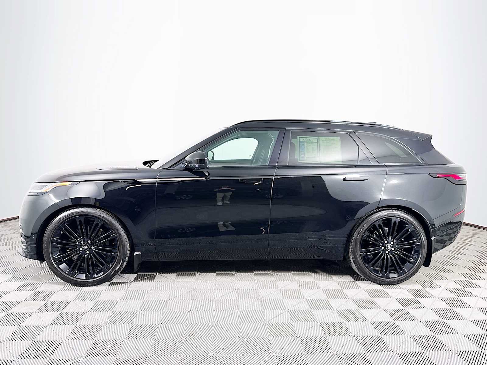 Used 2026 Land Rover Range Rover Velar Autobiography AWD/4WD image 8