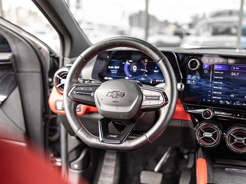 Used 2024 Chevrolet Blazer EV RS AWD/4WD image 35