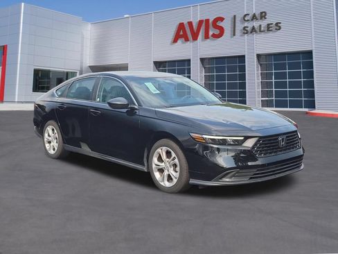 Used 2025 Honda Accord LX image 3