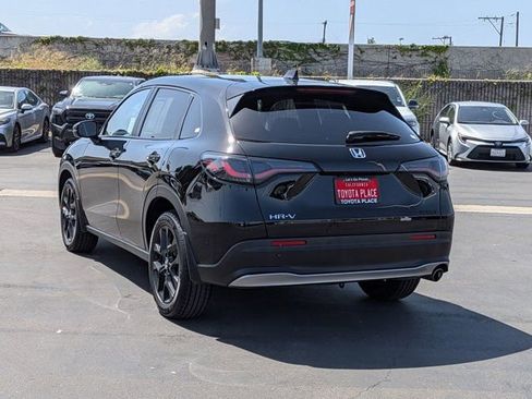Used 2024 Honda HR-V Sport image 11