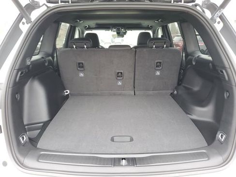 New 2025 Jeep Grand Cherokee Laredo X image 6