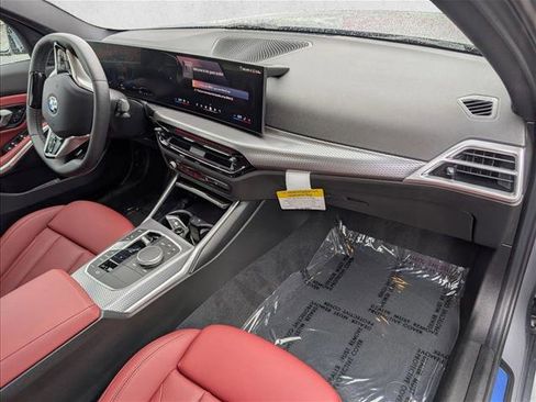 Used 2025 BMW 330i Sedan w/ Convenience Package RWD image 24