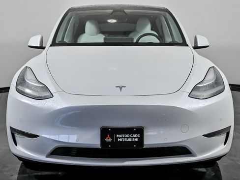 Used 2020 Tesla Model Y Long Range image 4