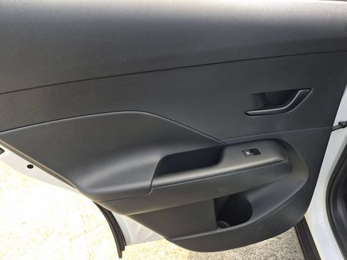 Used 2025 Hyundai Kona SEL FWD image 27