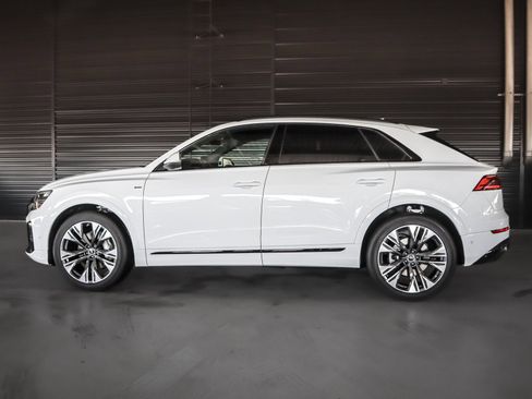 New 2026 Audi Q8 Premium Plus AWD/4WD image 8
