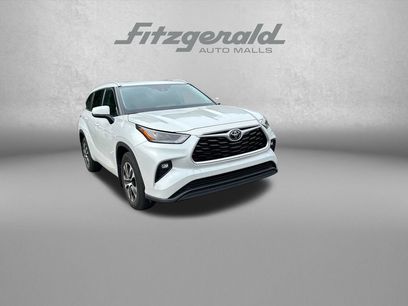 Used 2022 Toyota Highlander XLE