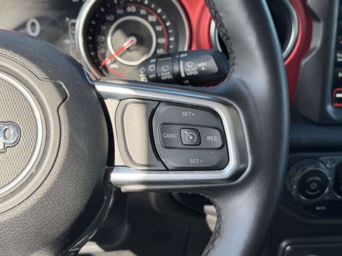 Used 2020 Jeep Wrangler Unlimited Rubicon AWD/4WD image 10