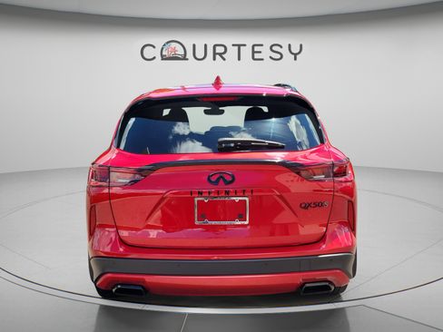 Certified 2023 INFINITI QX50 Sport FWD image 4
