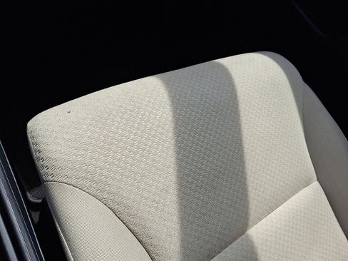 Used 2016 Honda CR-V EX image 26