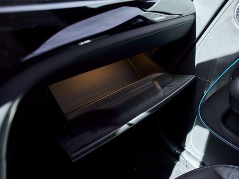 Used 2025 Rolls-Royce Spectre w/ Leather Finishing Pack image 77