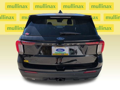 New 2026 Ford Explorer Active image 27