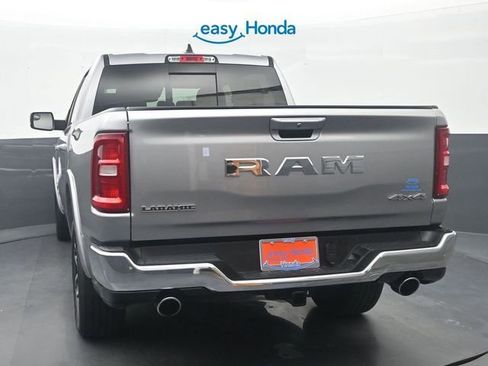 Used 2025 RAM 1500 Laramie AWD/4WD image 6