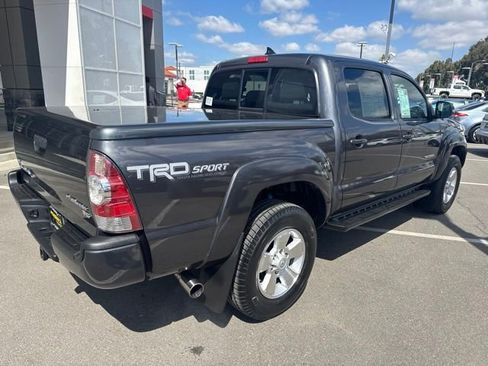 Used 2015 Toyota Tacoma PreRunner w/ TRD Sport Package RWD image 7