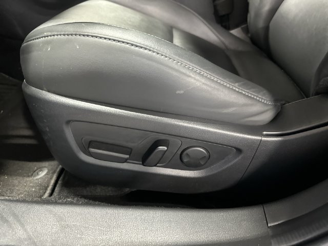 Certified 2024 MAZDA CX-30 AWD 2.5 S w/ Preferred Package image 18