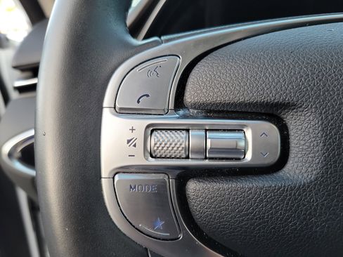 Certified 2024 Genesis GV70 2.5T w/ Advanced Package image 7