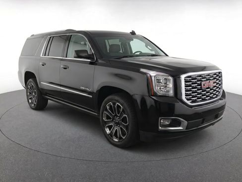 Used 2020 GMC Yukon XL Denali w/ Denali Ultimate Package AWD/4WD image 2