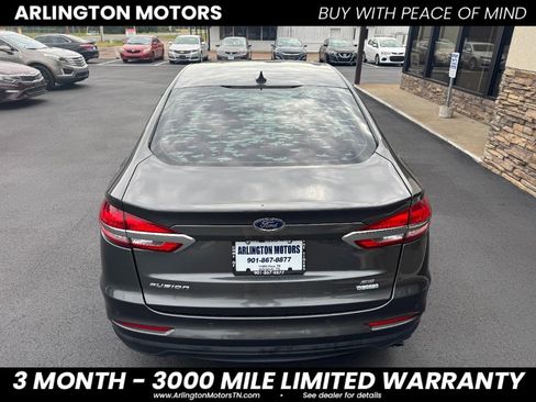 Used 2020 Ford Fusion SE image 5