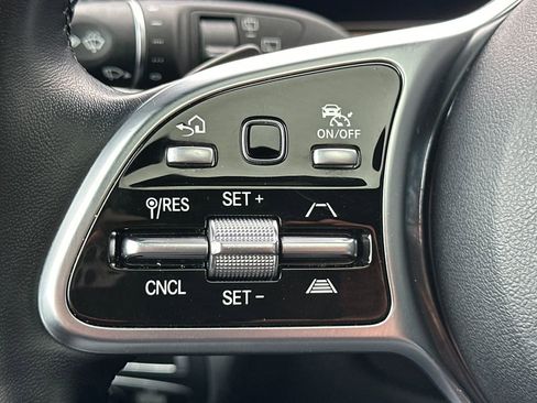 Used 2024 Mercedes-Benz G 550 image 21