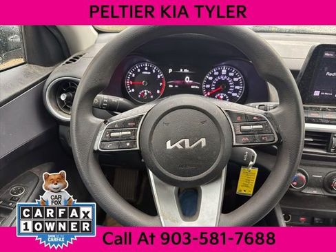 Used 2022 Kia Forte LXS w/ LXS Technology Package image 19