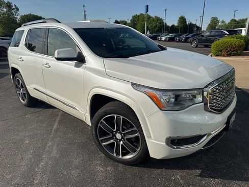 Used 2017 GMC Acadia Denali w/ LPO, Cargo Package FWD image 7