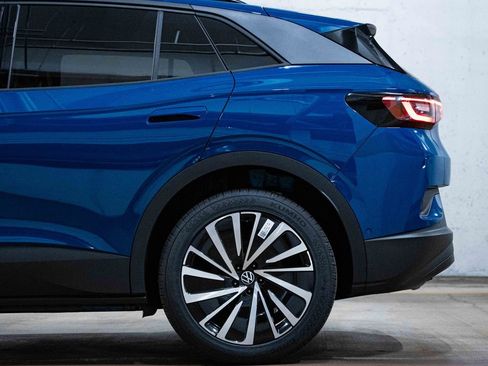 New 2026 Volkswagen ID.4 Pro AWD/4WD image 4