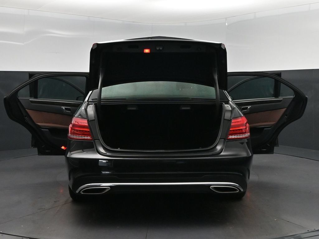 Used 2016 Mercedes-Benz E 350 4MATIC Sedan image 51