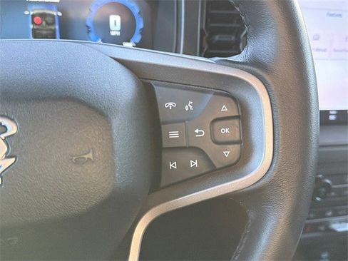 Used 2025 Ford Bronco Big Bend image 23