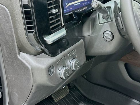 New 2026 GMC Sierra 1500 SLT RWD image 21