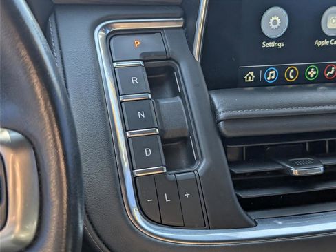 Used 2021 Chevrolet Tahoe LT image 22