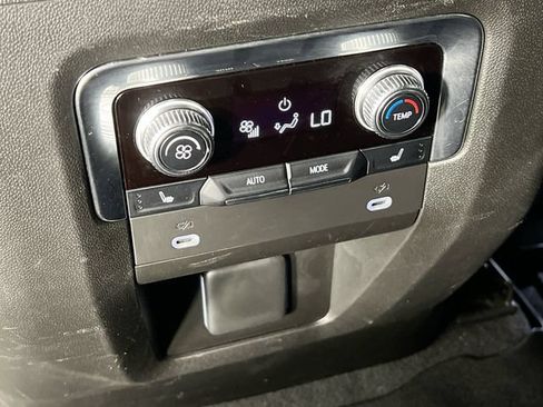 Used 2023 GMC Yukon XL AT4 w/ Technology Package AWD/4WD image 25