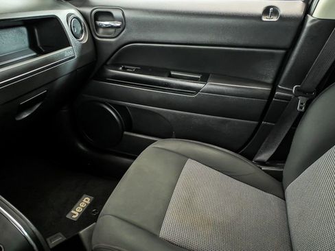 Used 2014 Jeep Patriot Sport w/ Power Value Group FWD image 23