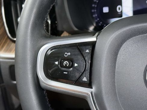 Used 2023 Volvo XC60 B5 Plus w/ Climate Package AWD/4WD image 31