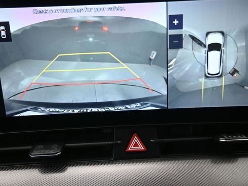 Used 2023 Kia Sportage SX image 32