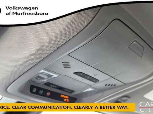 Used 2023 GMC Acadia SLT image 23