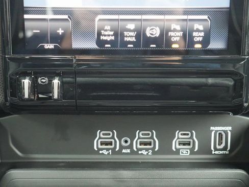 New 2026 RAM 3500 Limited AWD/4WD image 25
