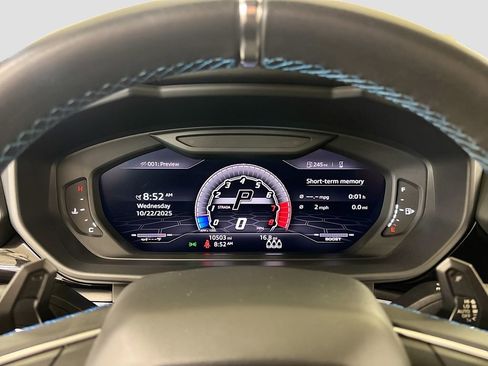 Used 2021 Lamborghini Urus image 10