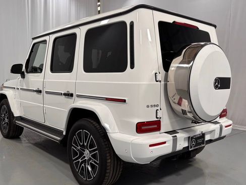 Certified 2025 Mercedes-Benz G 550 image 8